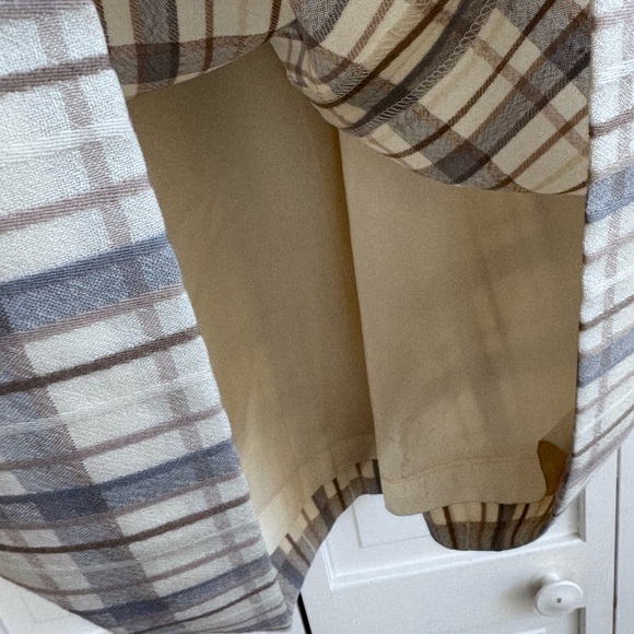 VINTAGE David Brooks Plaid Gray, Tan & Cream WOOL Skirt - fits like a size 4 - Picture 4 of 8